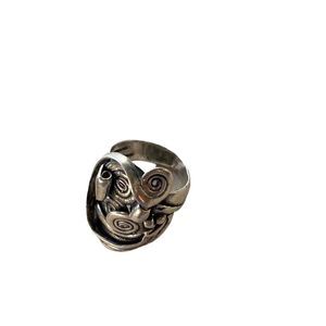 Tihamer Sterling Silver Vintage Ring Modernist Swirl Design Size 5.5